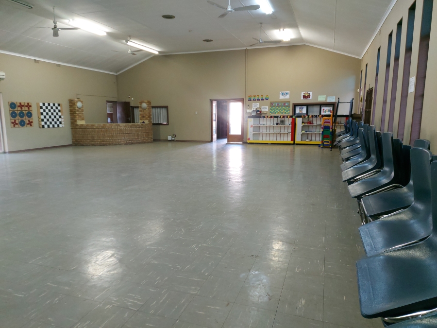 Commercial Property for Sale in Oos Einde North West